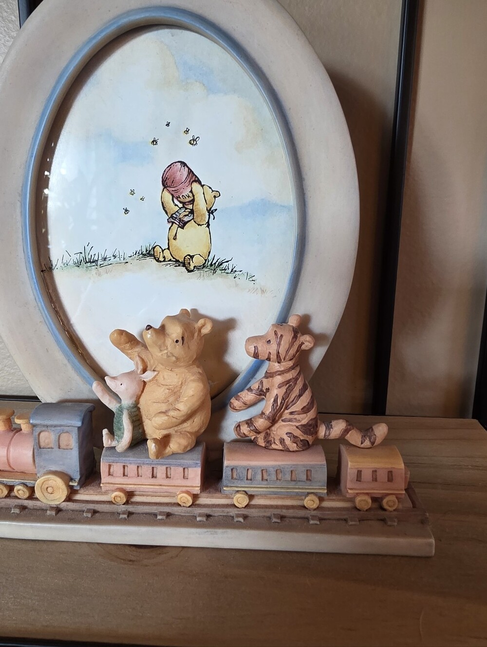 Disney Charpente Vtg Classic Winnie The Pooh & Friends On Train Picture Frame - Picture 2 of 9